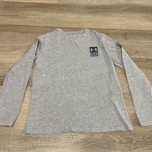 GUC Under Armour Youth M Grey Cotton Longsleeve T-shirt